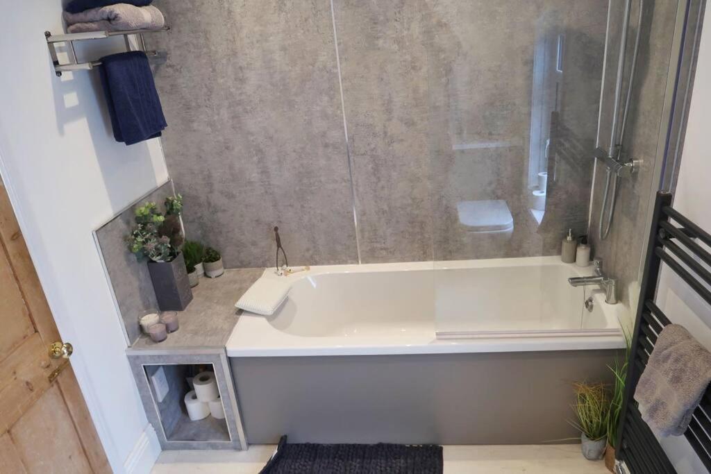 Castle Manor, 4 Bed Seaside Retreat Apartman Scarborough Kültér fotó